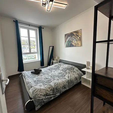 Captain Yoo - Ginkgo Biloba - Cocon Moderne Sur Le Port *